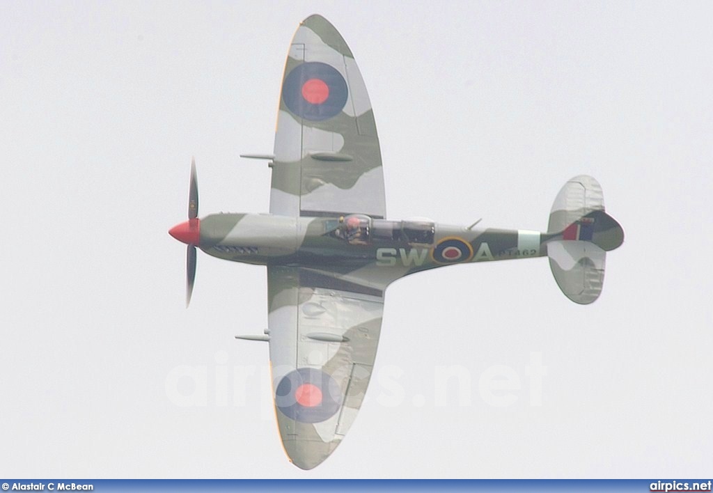 G-CTIX, Supermarine Spitfire T9, Untitled