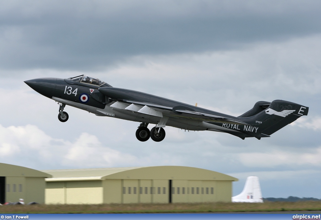 G-CVIX, De Havilland DH-110 Sea Vixen FAW.2, Private