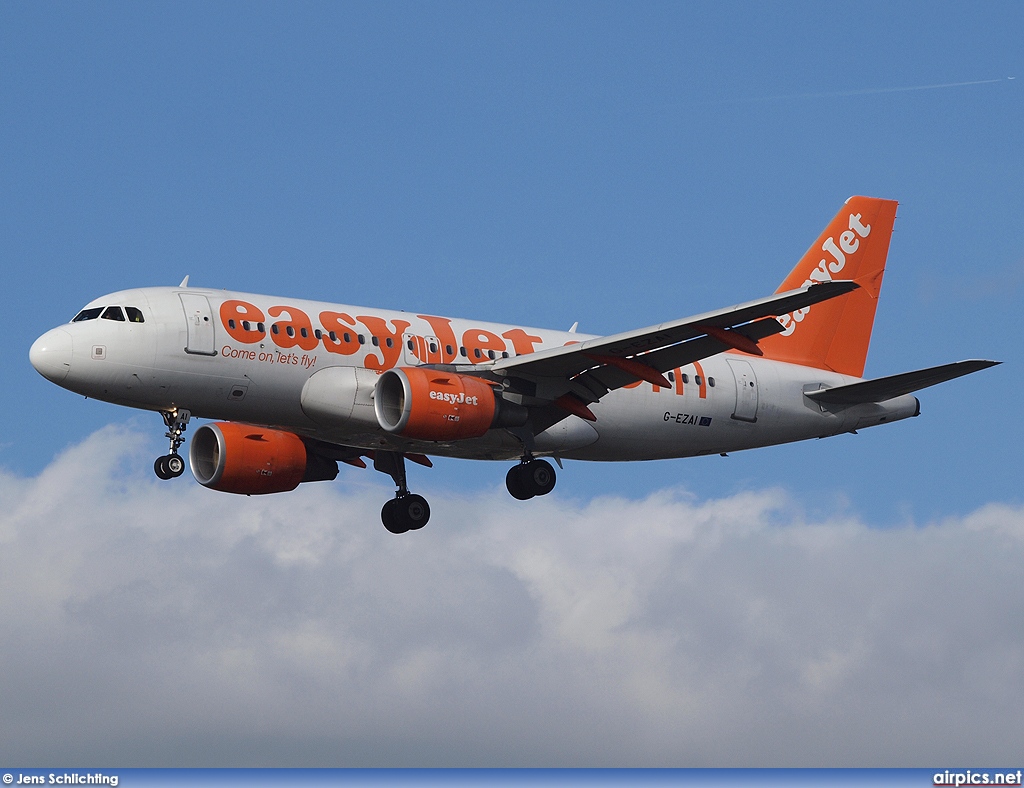 G-EZAI, Airbus A319-100, easyJet