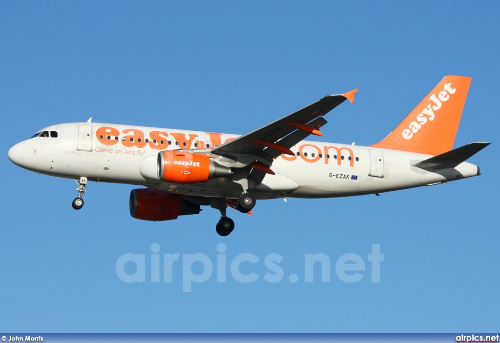 G-EZAK, Airbus A319-100, easyJet