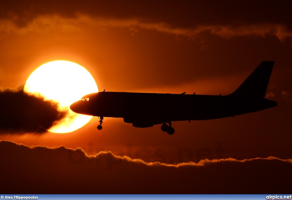 G-EZBR, Airbus A319-100, easyJet