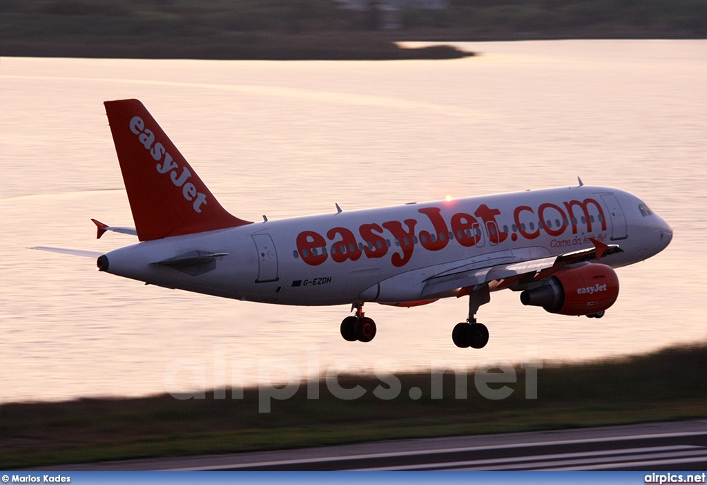 G-EZDH, Airbus A319-100, easyJet