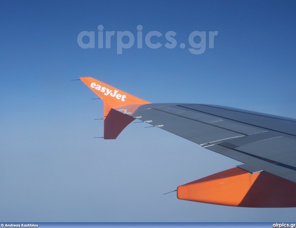 G-EZDH, Airbus A319-100, easyJet