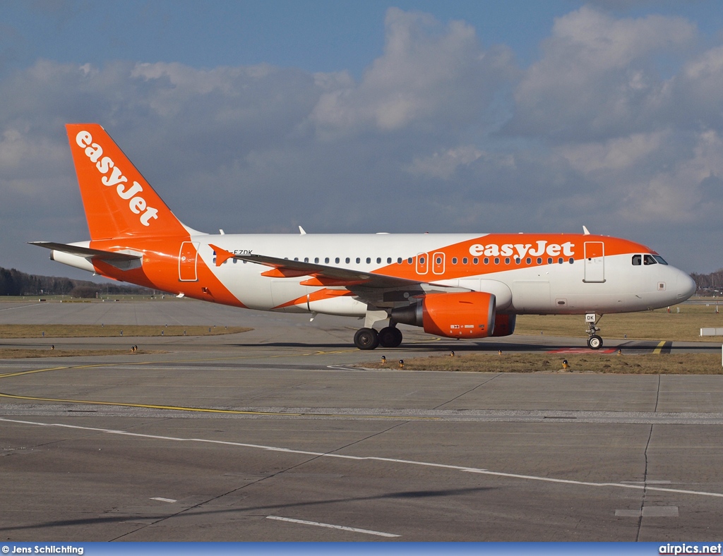 G-EZDK, Airbus A319-100, easyJet