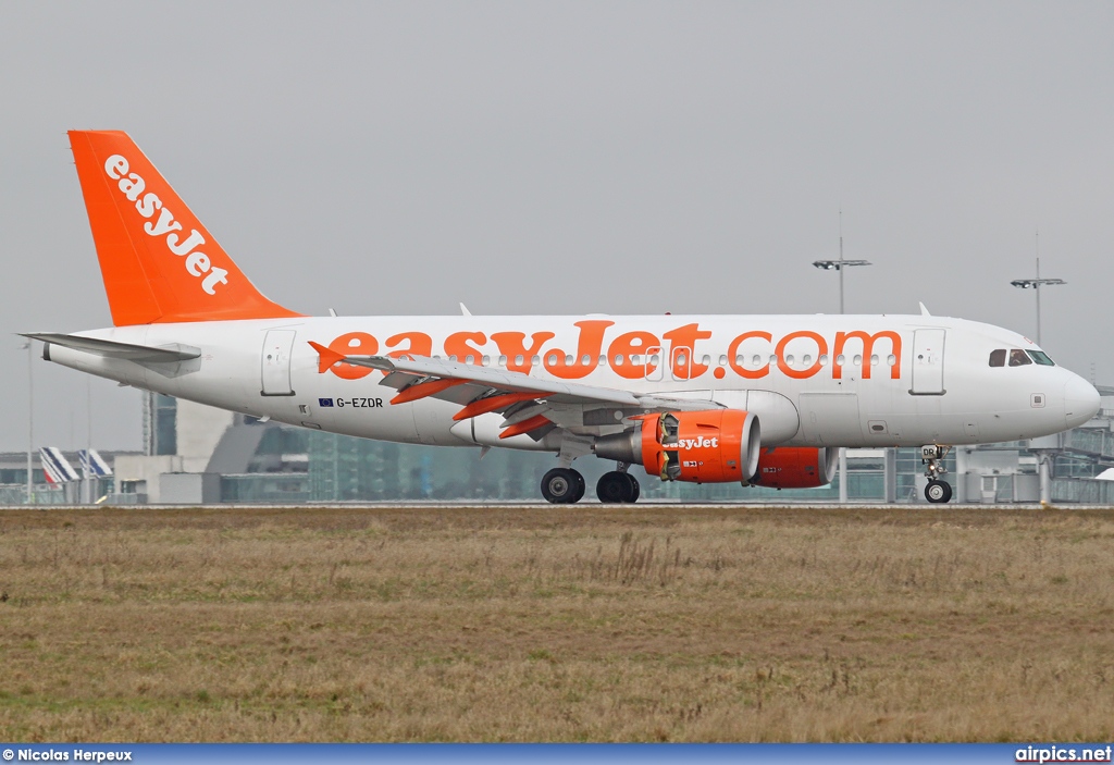 G-EZDR, Airbus A319-100, easyJet