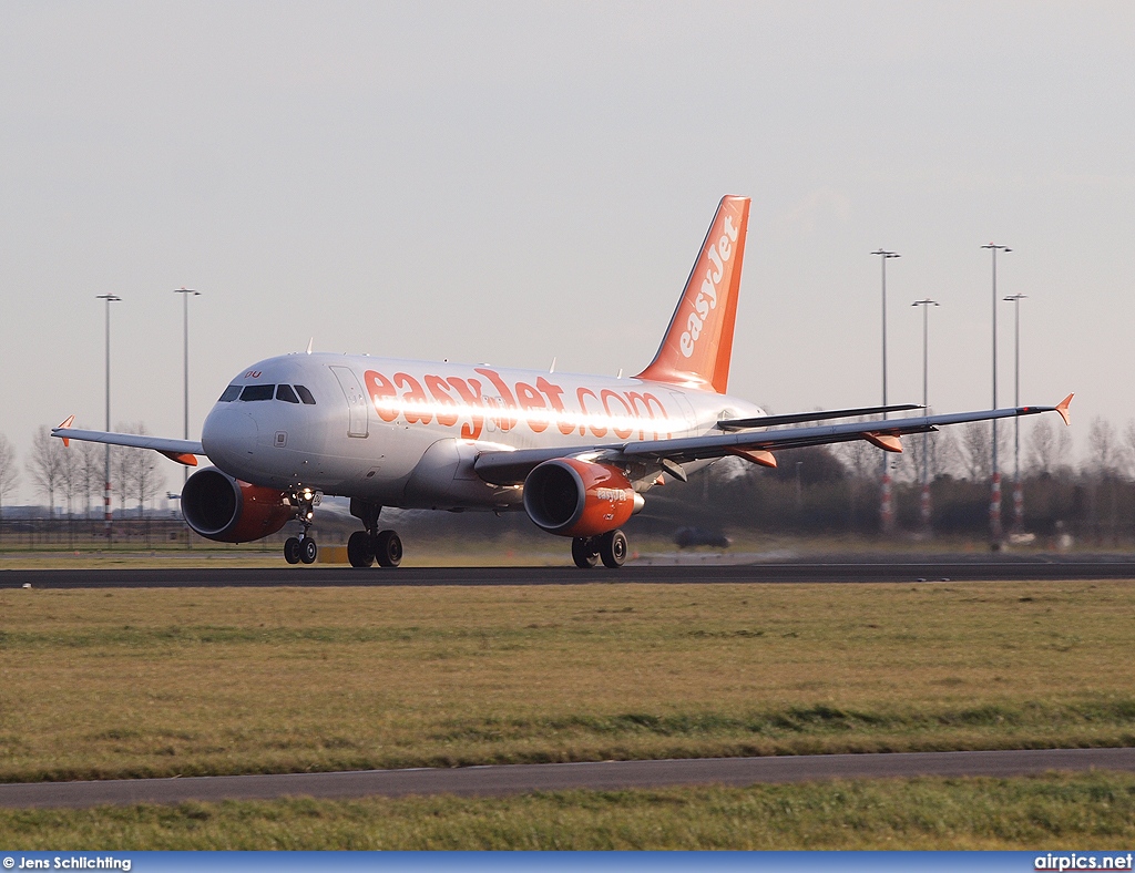 G-EZDU, Airbus A319-100, easyJet