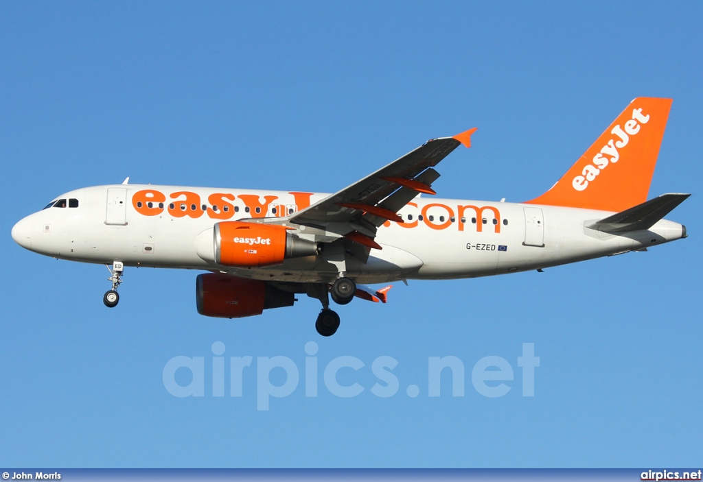 G-EZED, Airbus A319-100, easyJet