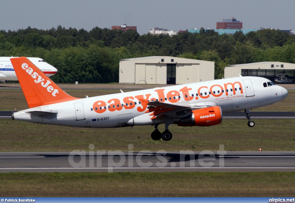 G-EZEF, Airbus A319-100, easyJet