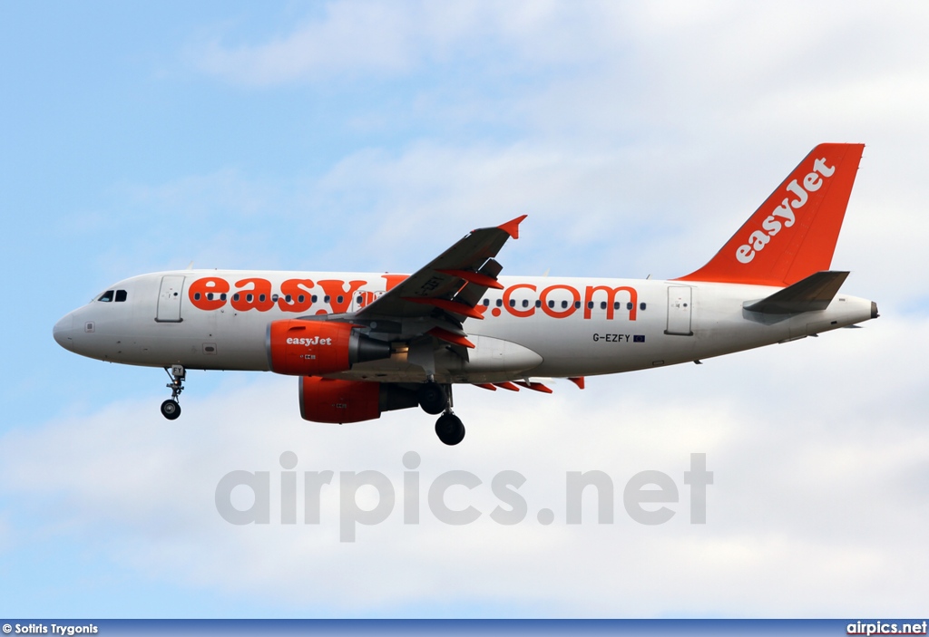 G-EZFY, Airbus A319-100, easyJet