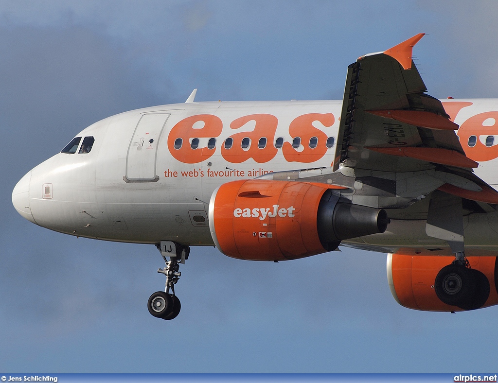 G-EZIJ, Airbus A319-100, easyJet