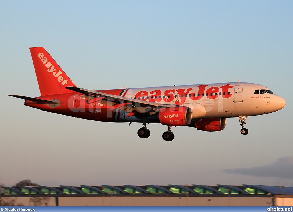 G-EZIW, Airbus A319-100, easyJet