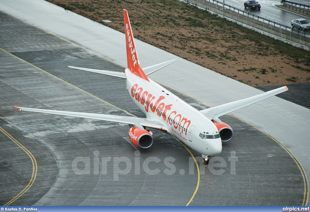 G-EZKB, Boeing 737-700, easyJet