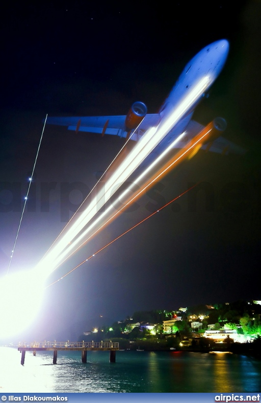 G-EZTA, Airbus A320-200, easyJet