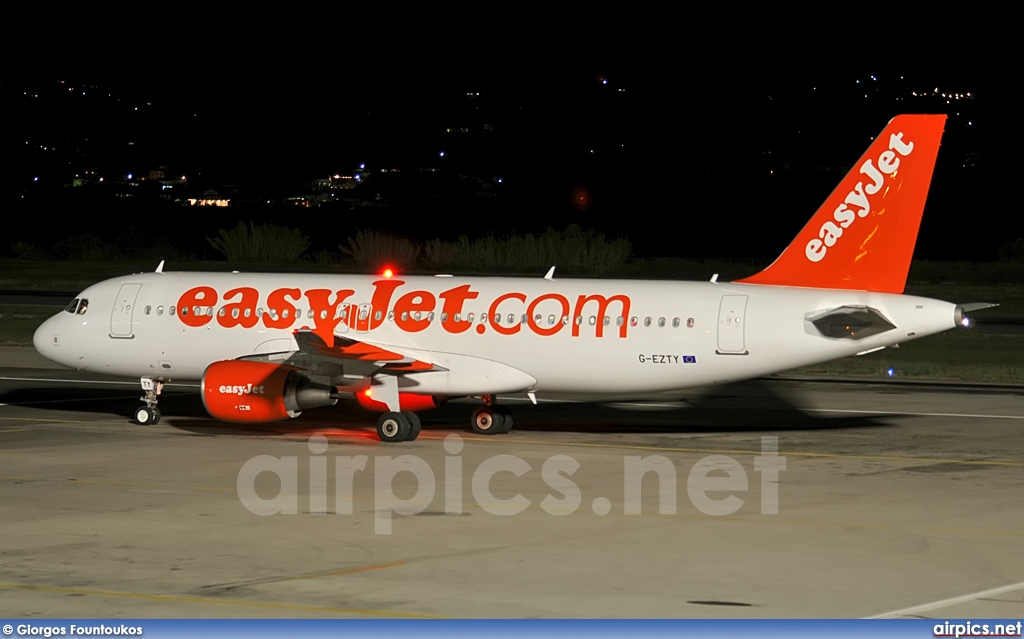 G-EZTY, Airbus A320-200, easyJet