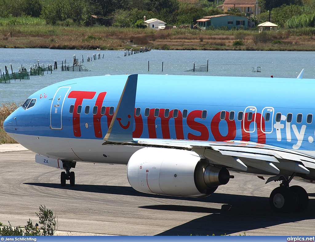 G-FDZA, Boeing 737-800, Thomsonfly