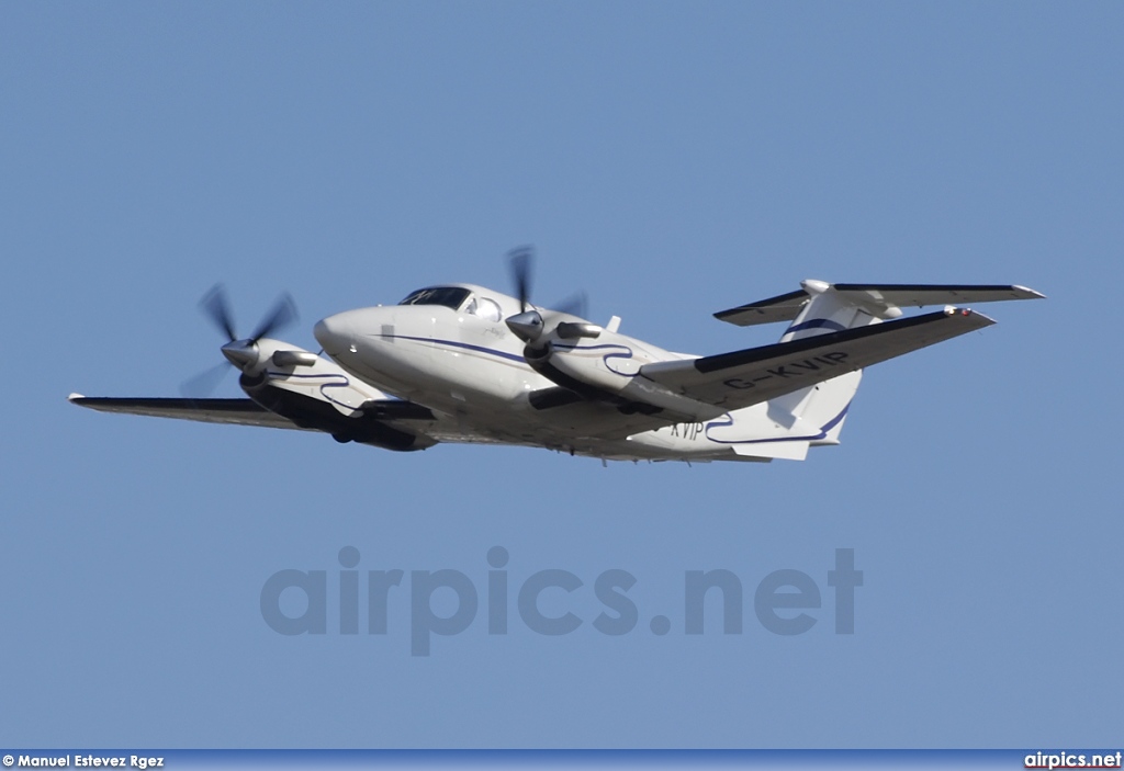 G-KVIP, Beechcraft 200 Super King Air, Private Wings