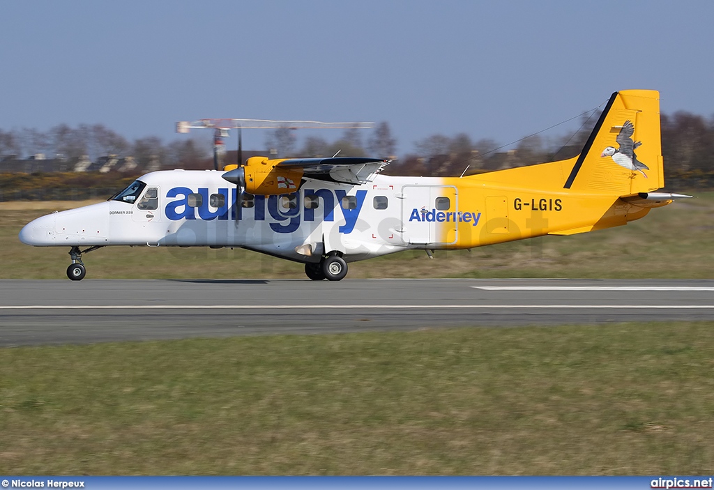 G-LGIS, Dornier  Do 228-200, Aurigny Air Services