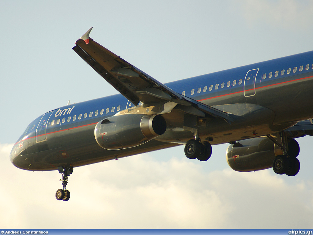 G-MIDC, Airbus A321-200, bmi