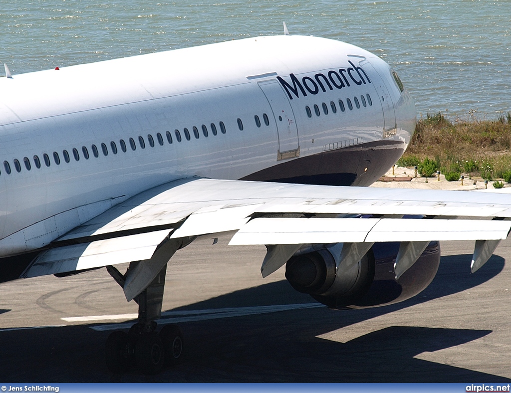 G-MONR, Airbus A300B4-600R, Monarch Airlines