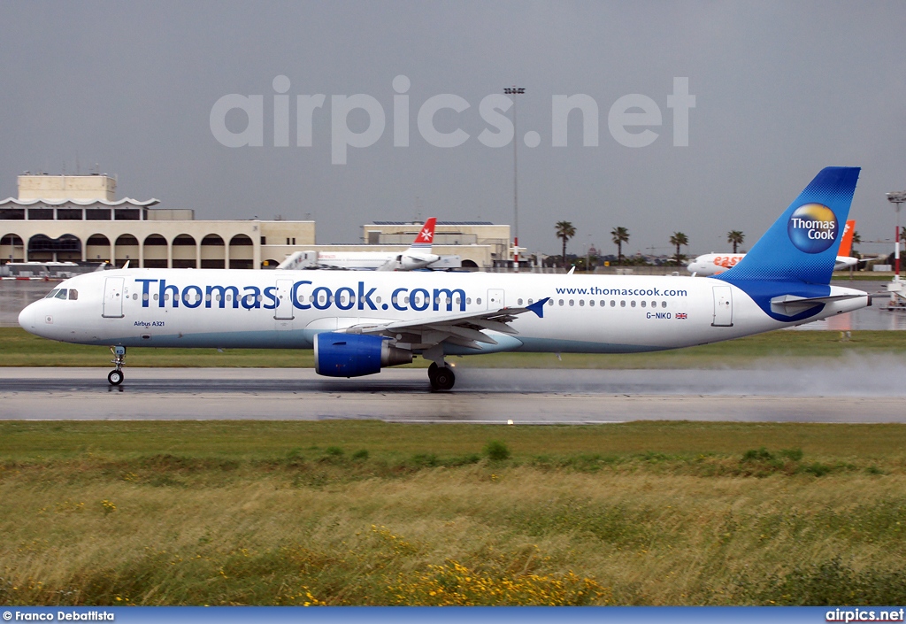 G-NIKO, Airbus A321-200, Thomas Cook Airlines