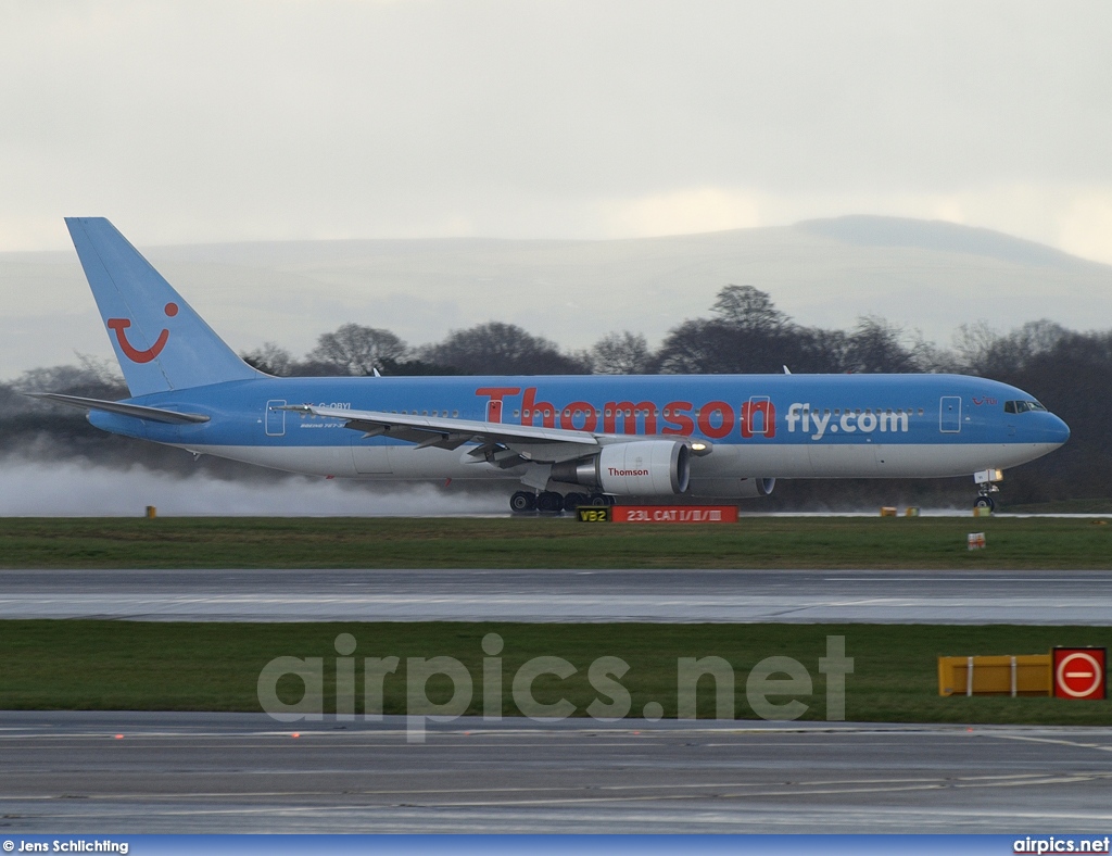 G-OBYI, Boeing 767-300ER, Thomsonfly