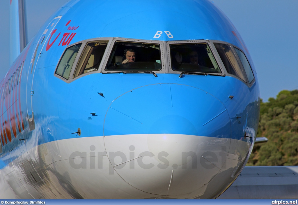 G-OOBB, Boeing 757-200, Thomson Airways