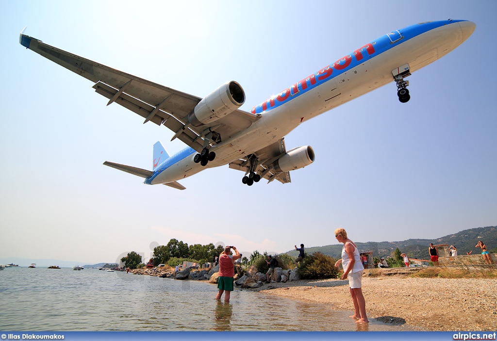 G-OOBH, Boeing 757-200, Thomson Airways