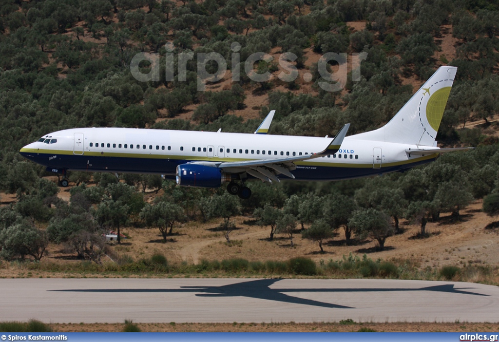 G-OXLD, Boeing 737-800, XL Airways