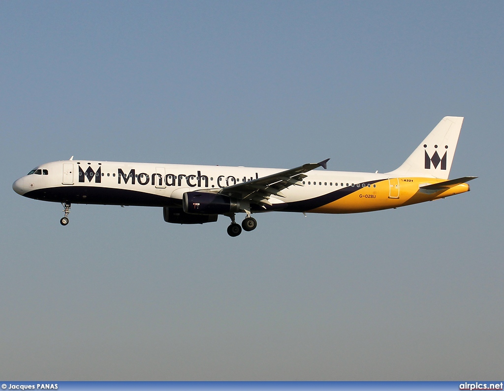 G-OZBU, Airbus A321-200, Monarch Airlines