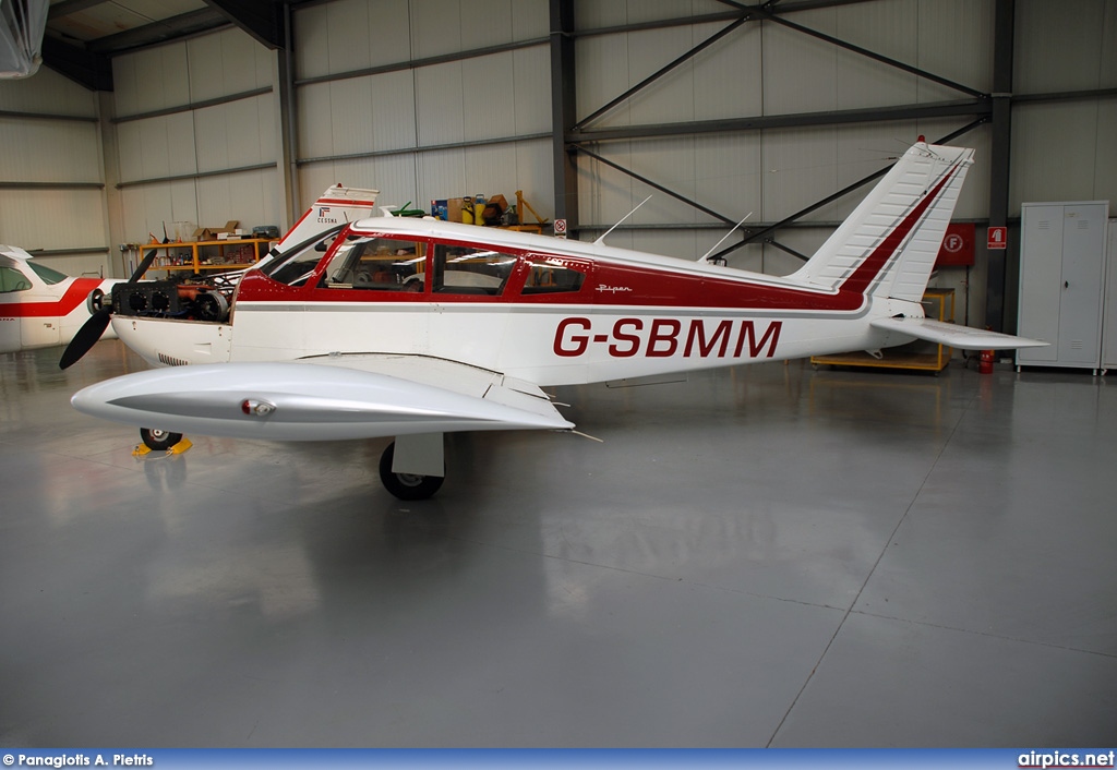 G-SBMM, Piper PA-28-R-180 Arrow, Icarosair