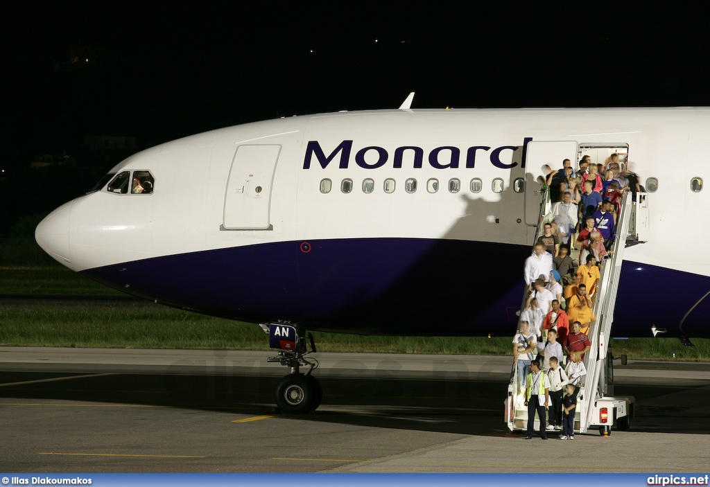 G-SMAN, Airbus A330-200, Monarch Airlines