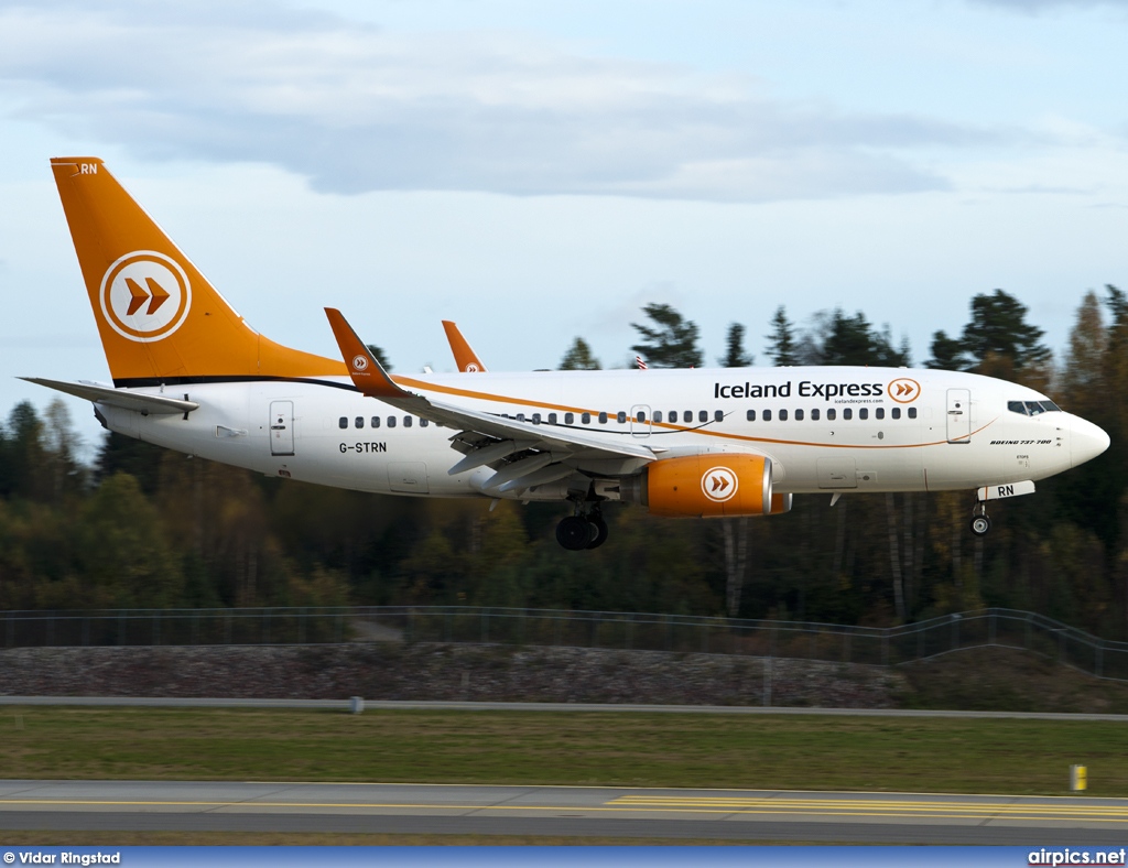 G-STRN, Boeing 737-700, Iceland Express