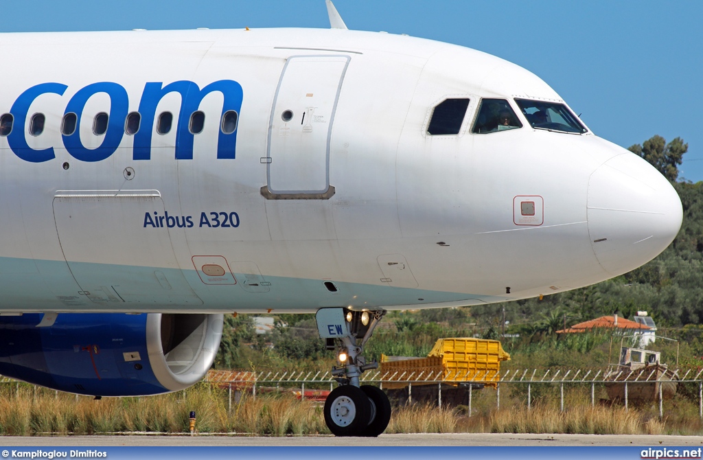 G-SUEW, Airbus A320-200, Thomas Cook Airlines