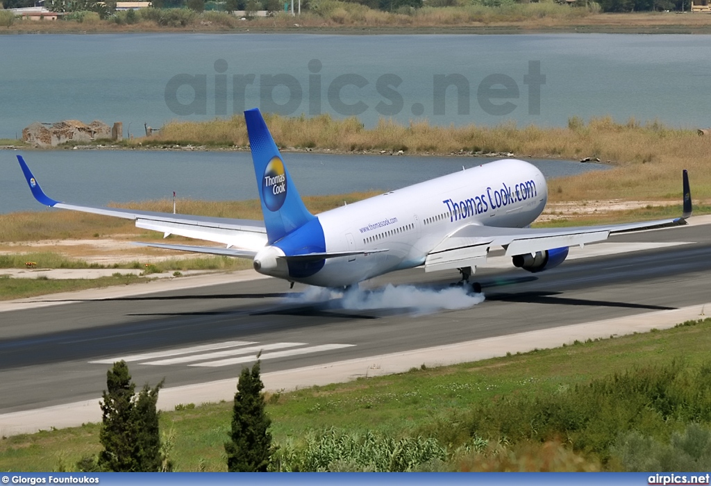 G-TCCB, Boeing 767-300ER, Thomas Cook Airlines