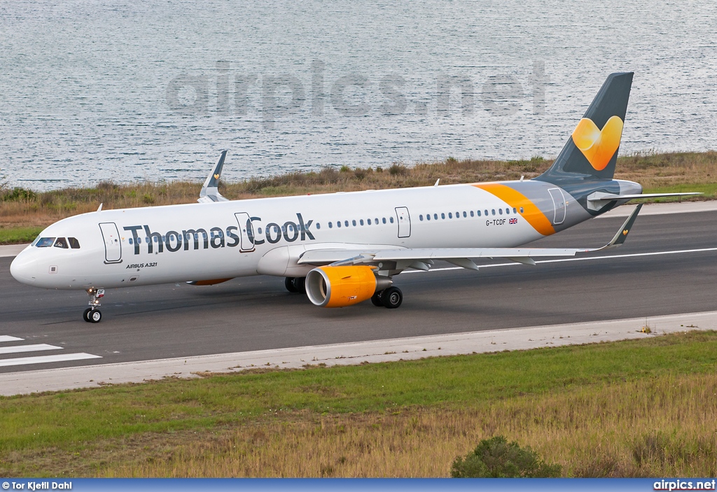 G-TCDF, Airbus A321-200, Thomas Cook Airlines