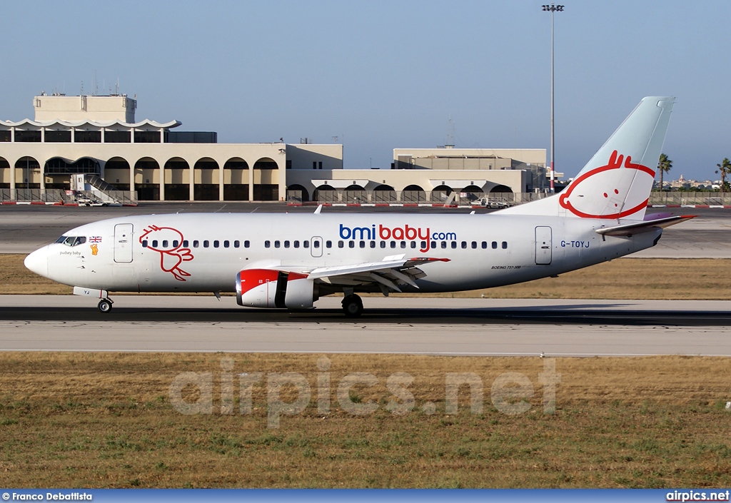 G-TOYJ, Boeing 737-300, bmibaby