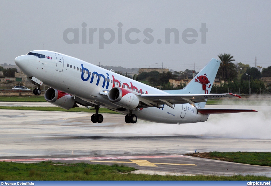 G-TOYL, Boeing 737-300, bmibaby