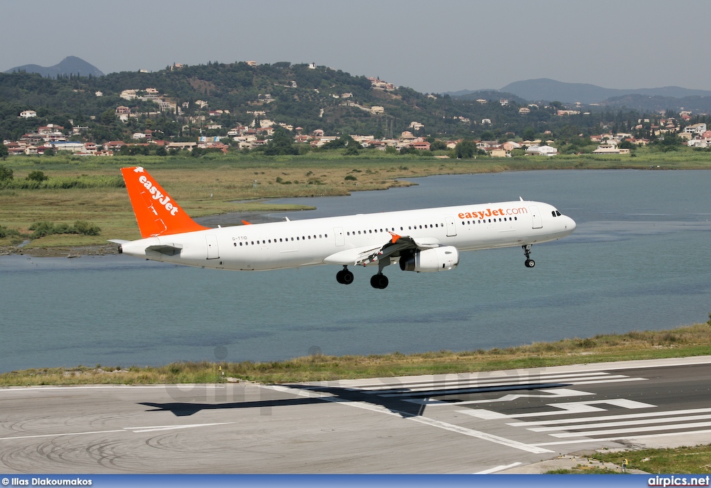 G-TTID, Airbus A321-200, easyJet