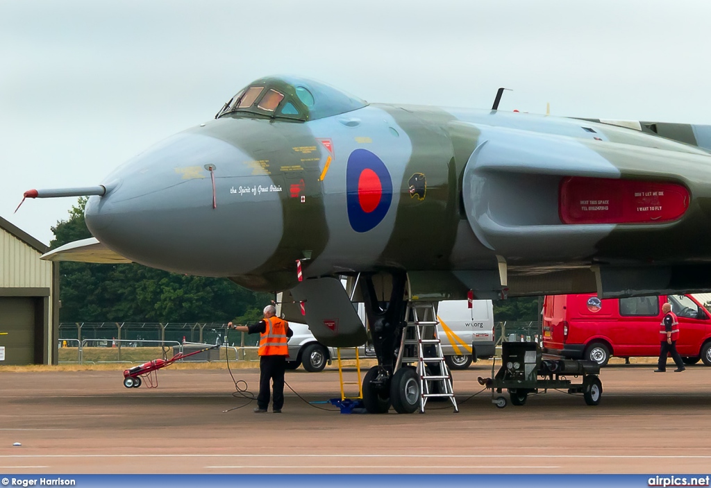 G-VLCN, Avro Vulcan B.2, Private