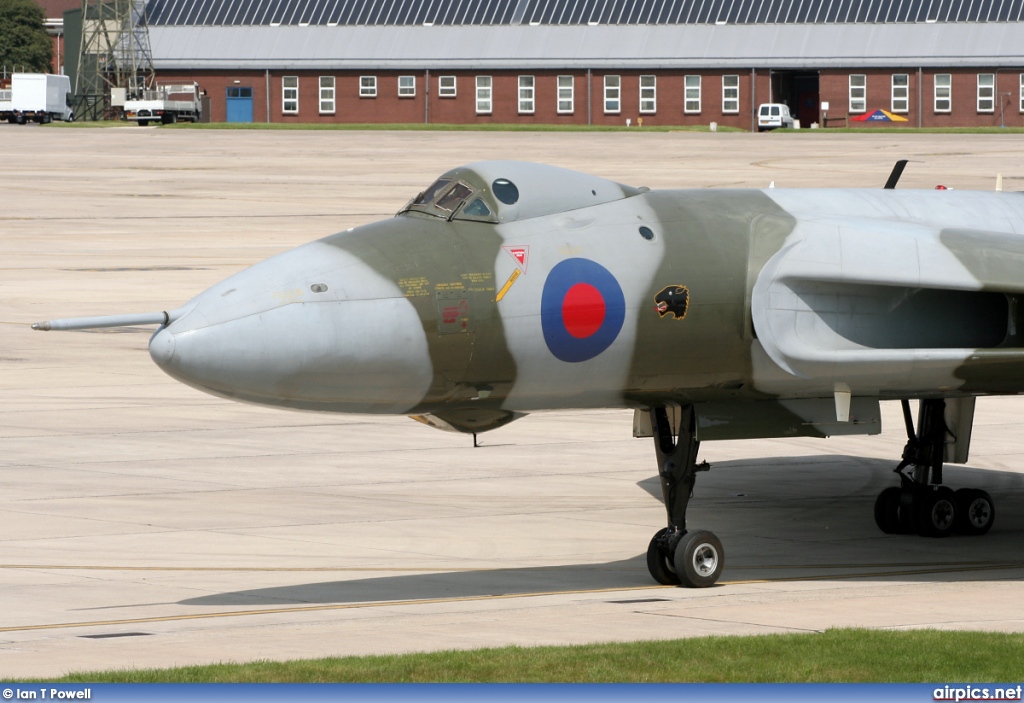 G-VLCN, Avro Vulcan B.2, Royal Air Force