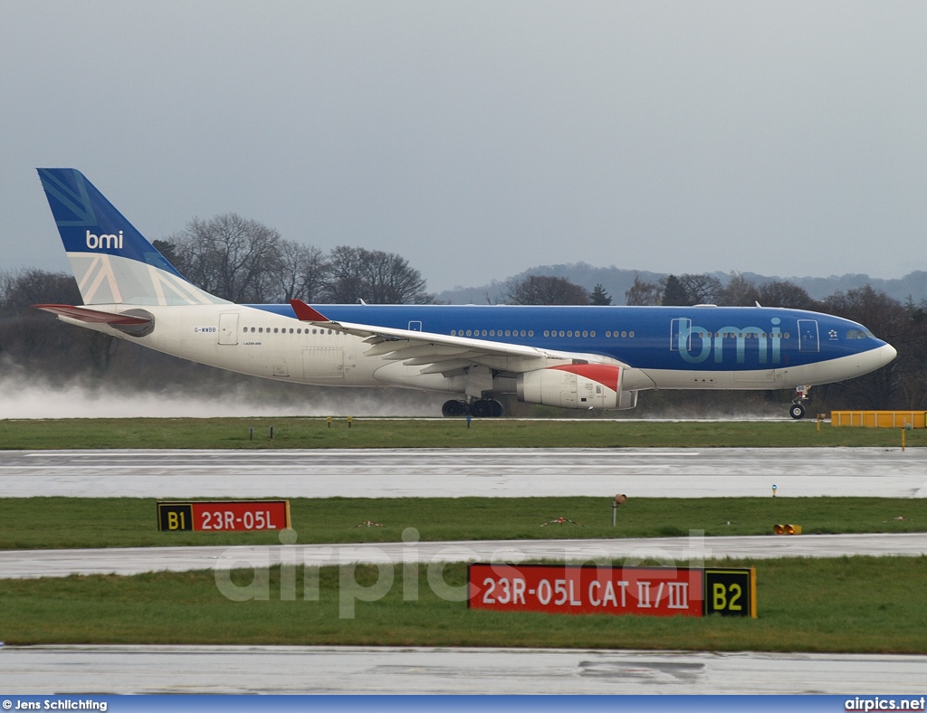 G-WWBB, Airbus A330-200, bmi