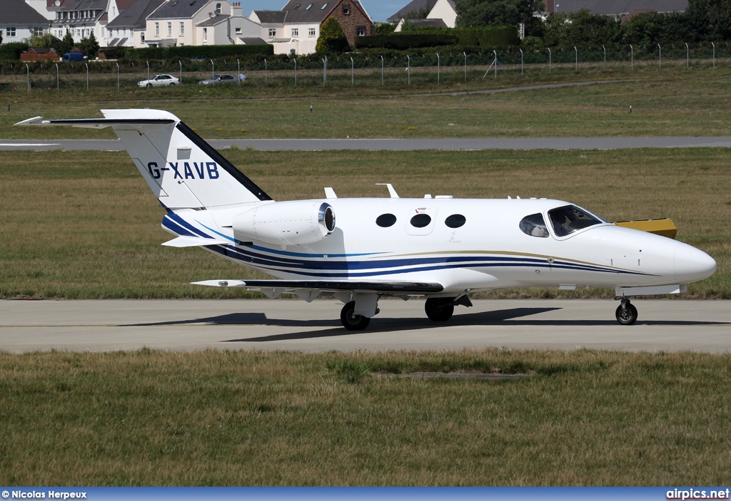 G-XAVB, Cessna 510 Citation Mustang, Untitled