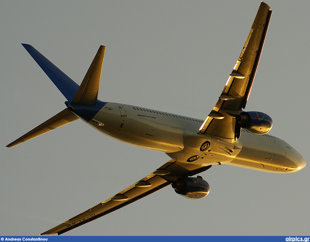 G-XLAB, Boeing 737-800, XL Airways