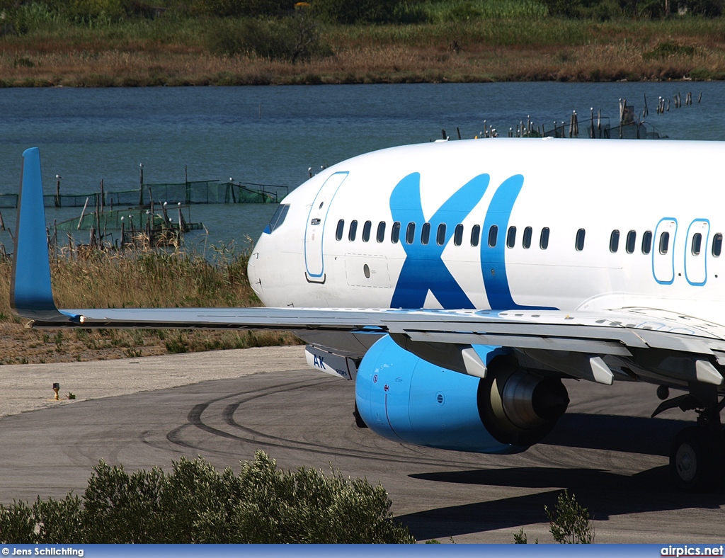 G-XLAK, Boeing 737-800, XL Airways