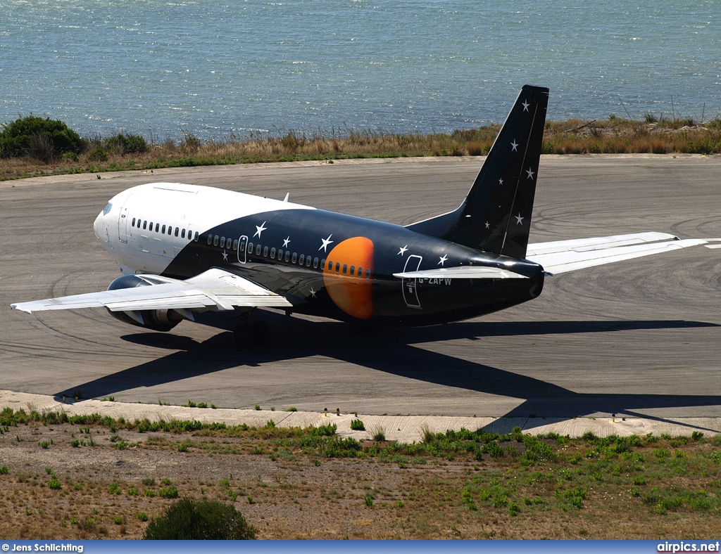 G-ZAPW, Boeing 737-300, Titan Airways