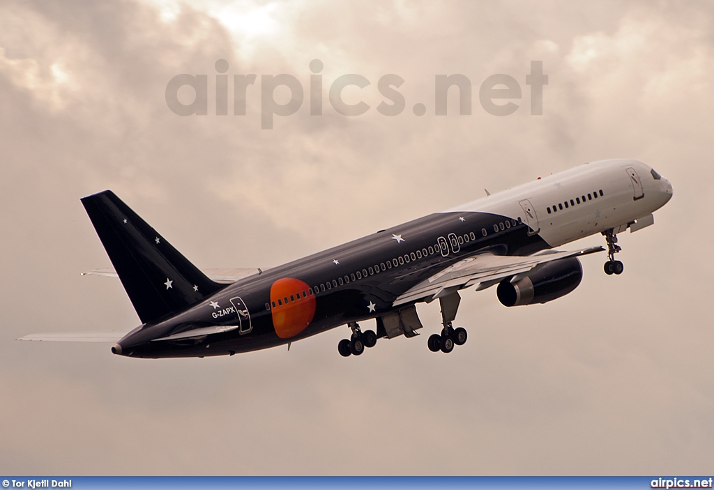 G-ZAPX, Boeing 757-200, Titan Airways