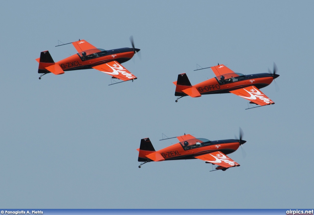 G-ZEXL, Extra 300-L, The Blades