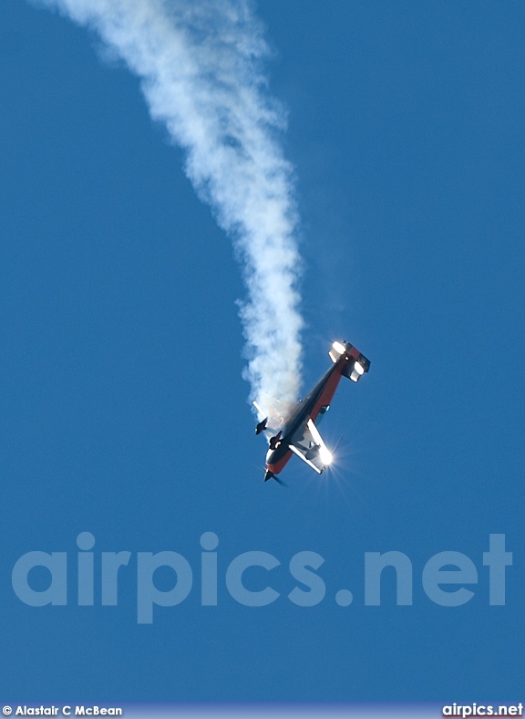 G-ZXCL, Extra 300-L, The Blades