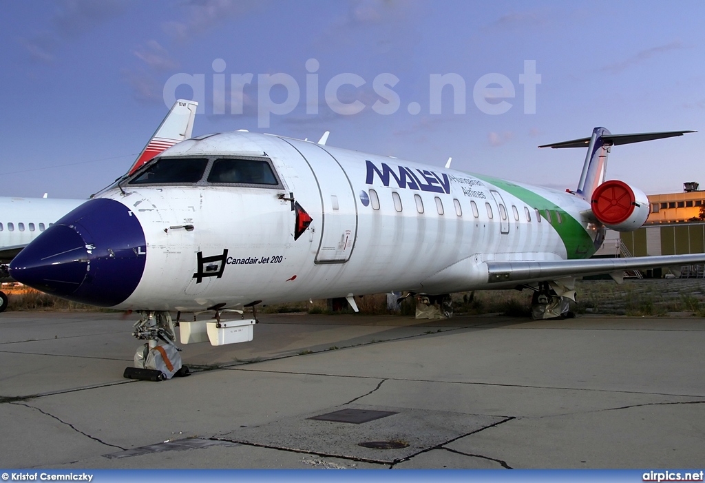 HA-LNA, Bombardier CRJ-200ER, MALEV Hungarian Airlines