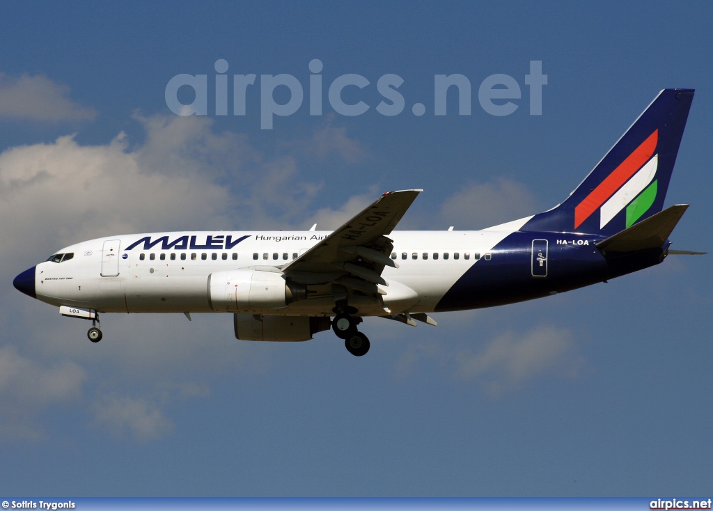 HA-LOA, Boeing 737-700, MALEV Hungarian Airlines